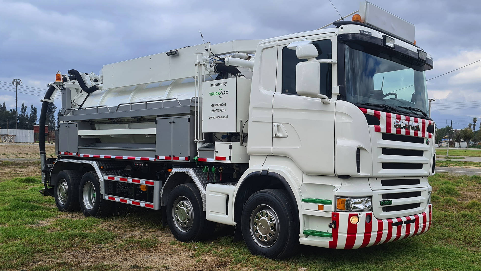 Camión Limpia Fosas/Hidrojet - Marca: Scania - Modelo: R420 8x2*4