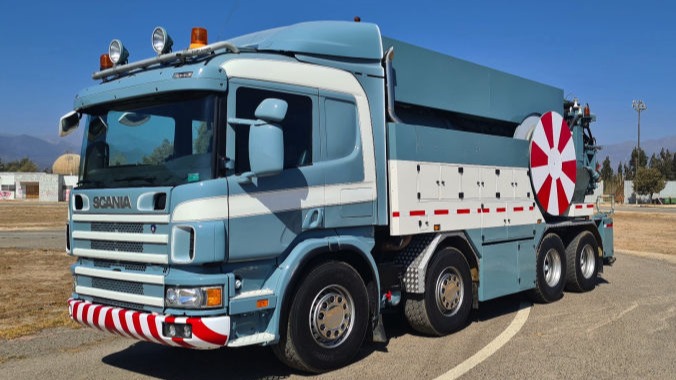 Camión Limpia Fosas/Hidrojet - Marca: Scania - Modelo: P420 8x4