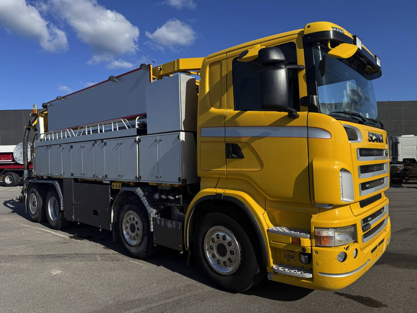 Scania R480 8x2 13.5 m3