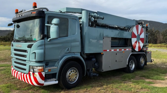 Camión Limpia Fosas/Hidrojet - Marca: Scania - Modelo: P340 6x2 10m3