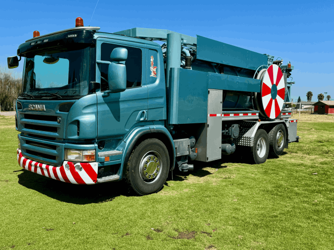 Camión Limpia Fosas/Hidrojet - Marca: Scania - Modelo: P340 6x2