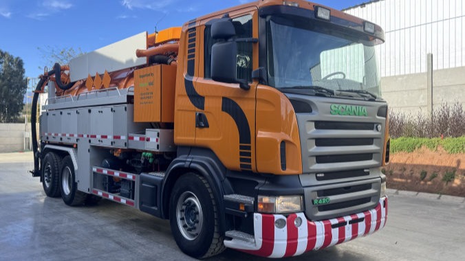 Camión Limpia Fosas/Hidrojet - Marca: Scania - Modelo: R420 6X2 10M3