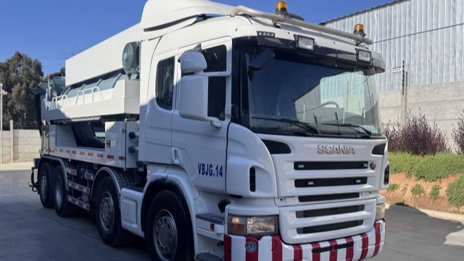 Scania P420 8x2 Estanque Acero Inoxidable
