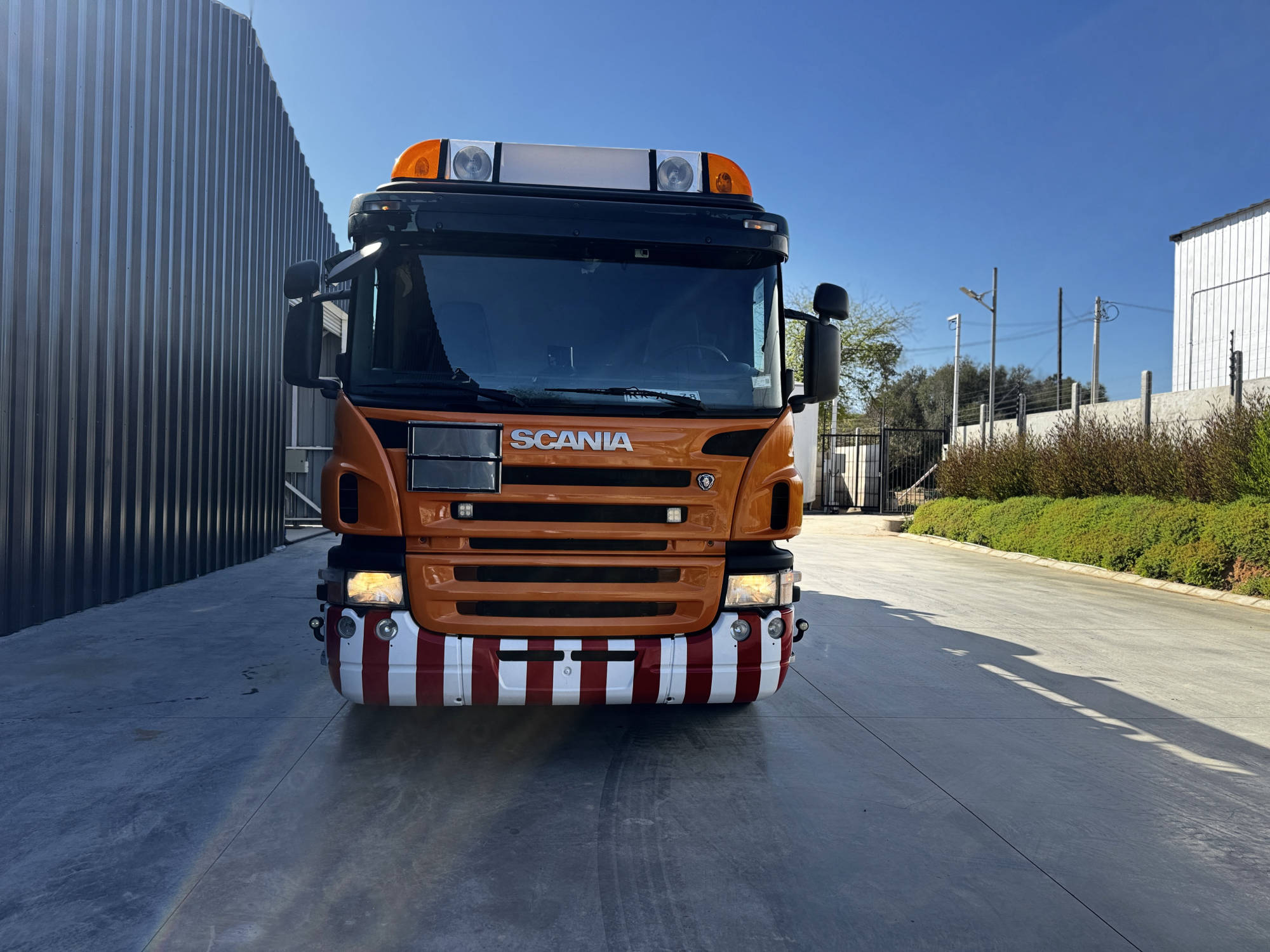 Scania P340 6x2 10 m3 
