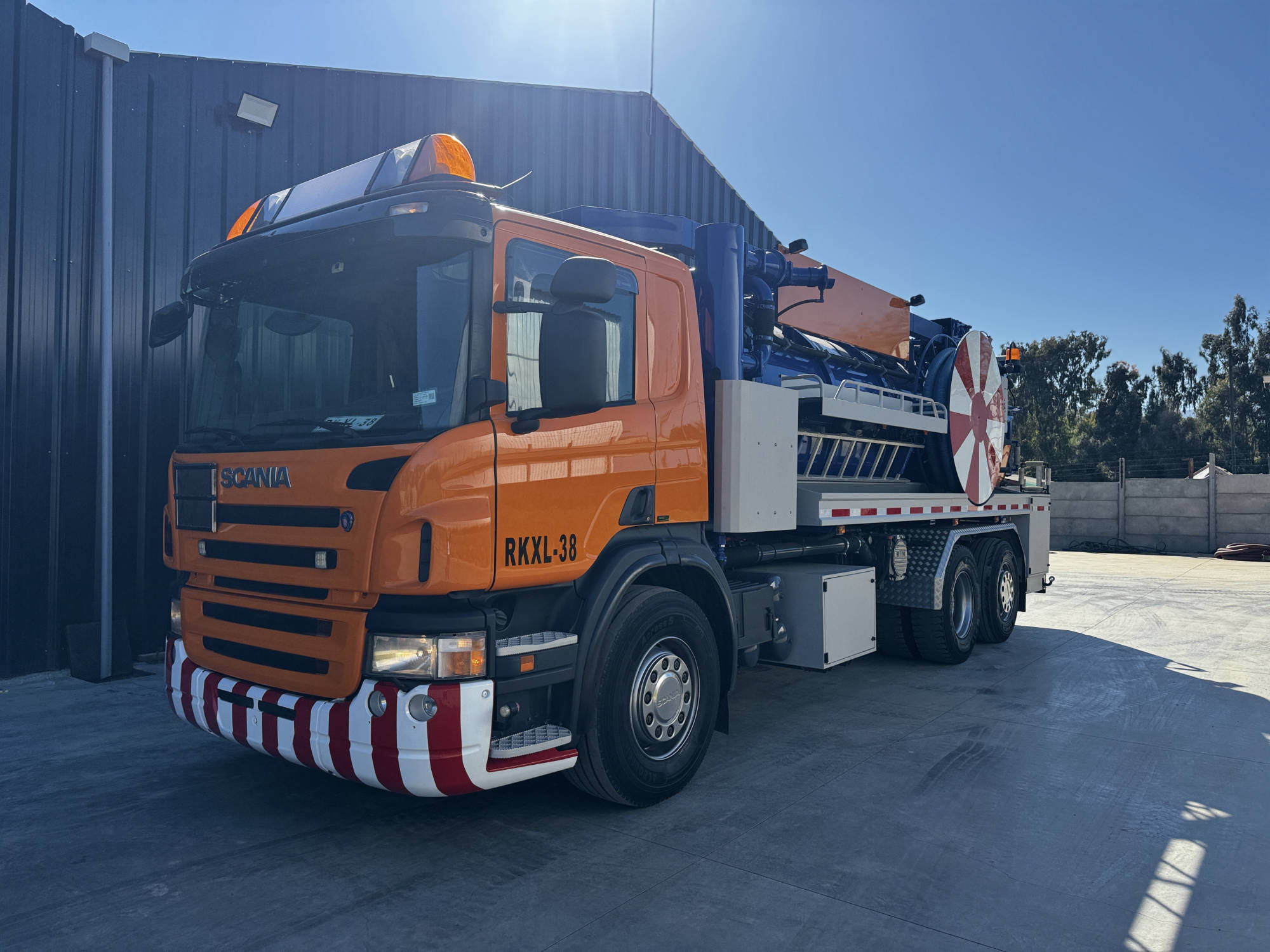 Scania P340 6x2 10 m3 