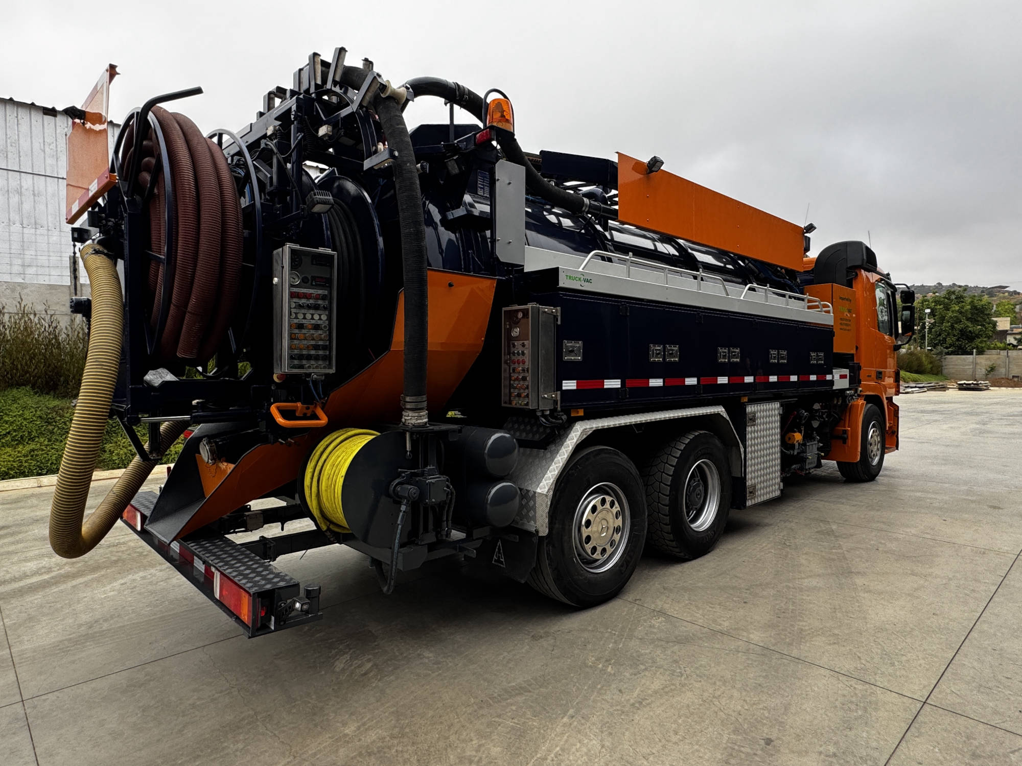 Mercedes-Benz Actros 2544 10m3