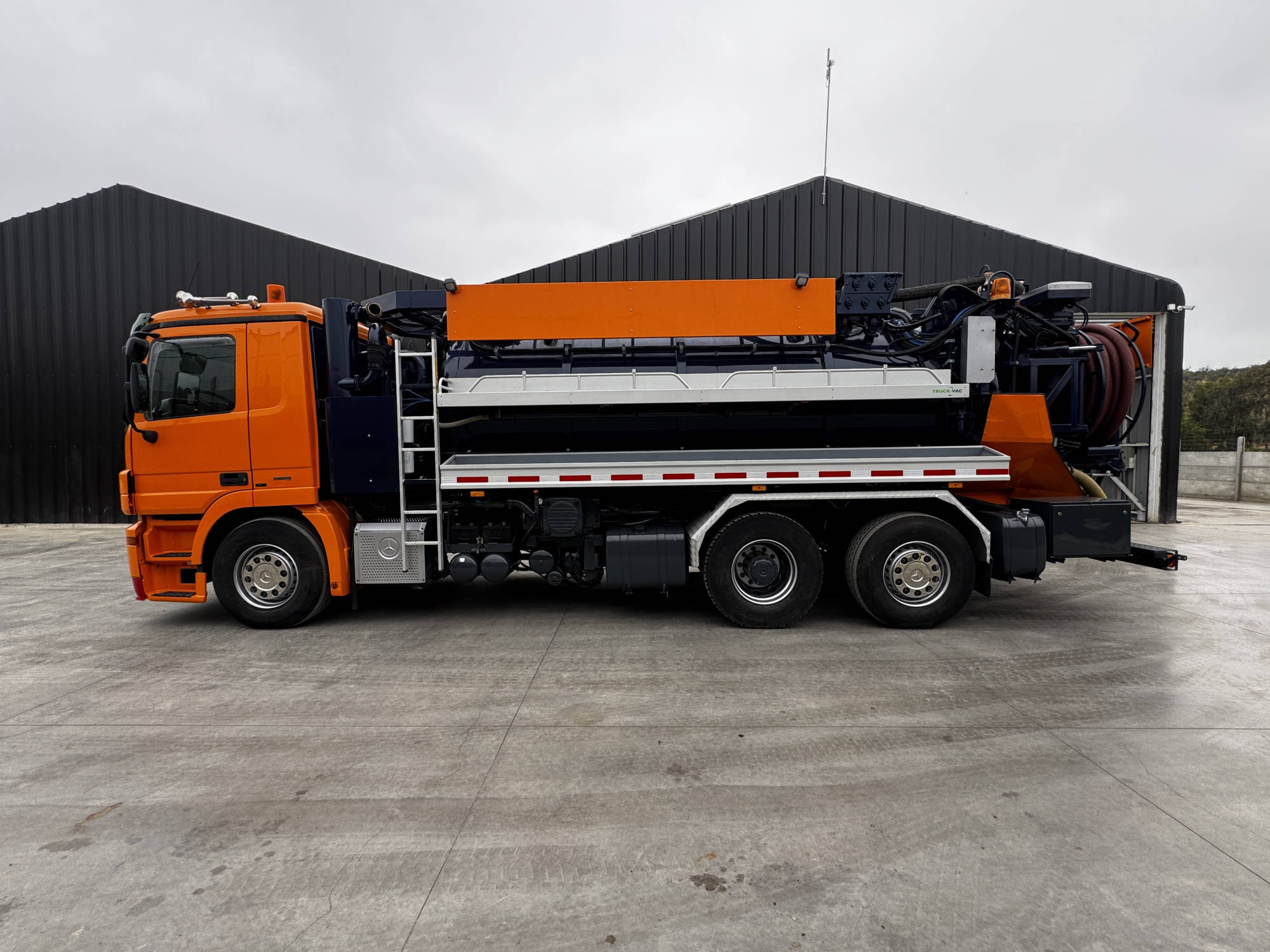 Mercedes-Benz Actros 2544 10m3